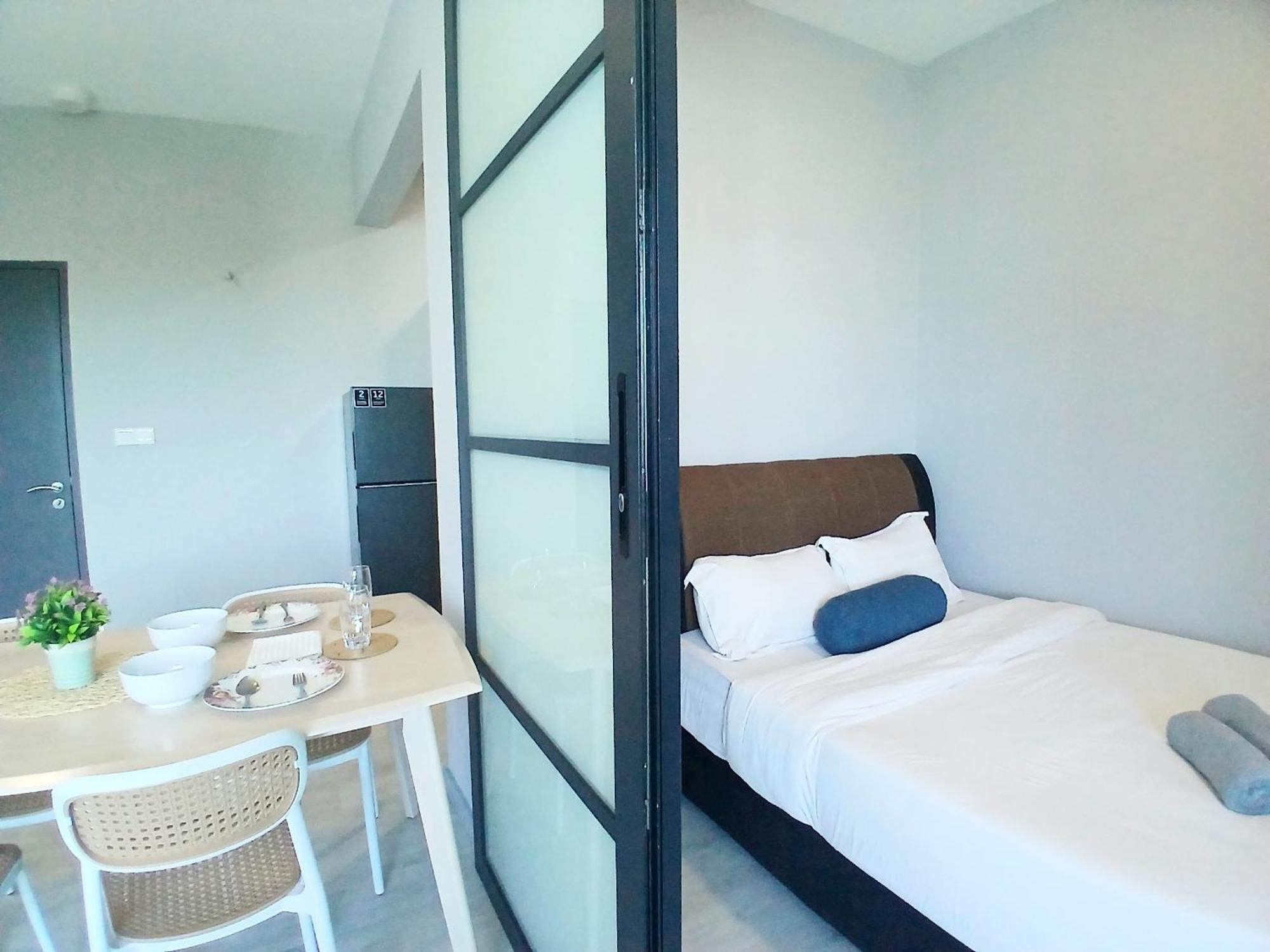 Jesselton Quay Kota Kinabalu City Centre By Lw Suites Zimmer foto