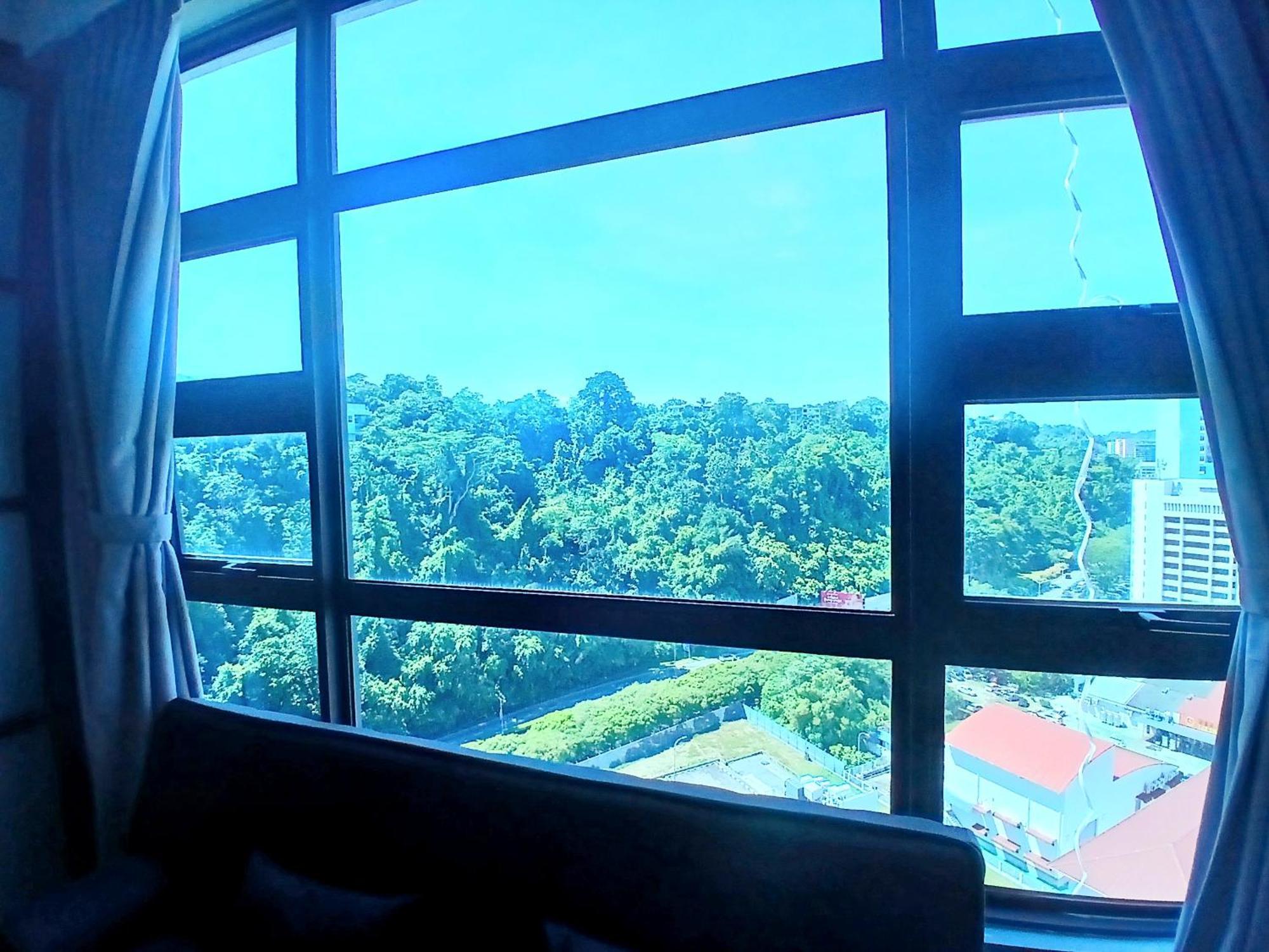 Jesselton Quay Kota Kinabalu City Centre By Lw Suites Zimmer foto